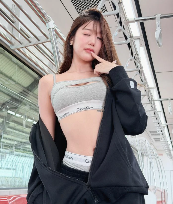 กั้ง บุรัสกร kangburass